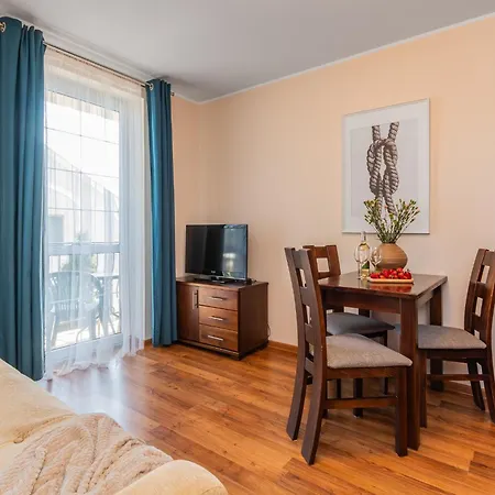 Apartment Mierzeja- Port *